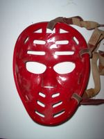 Dave Kelly's 2nd goalie mask, made by Corkey Stickell, inside shot